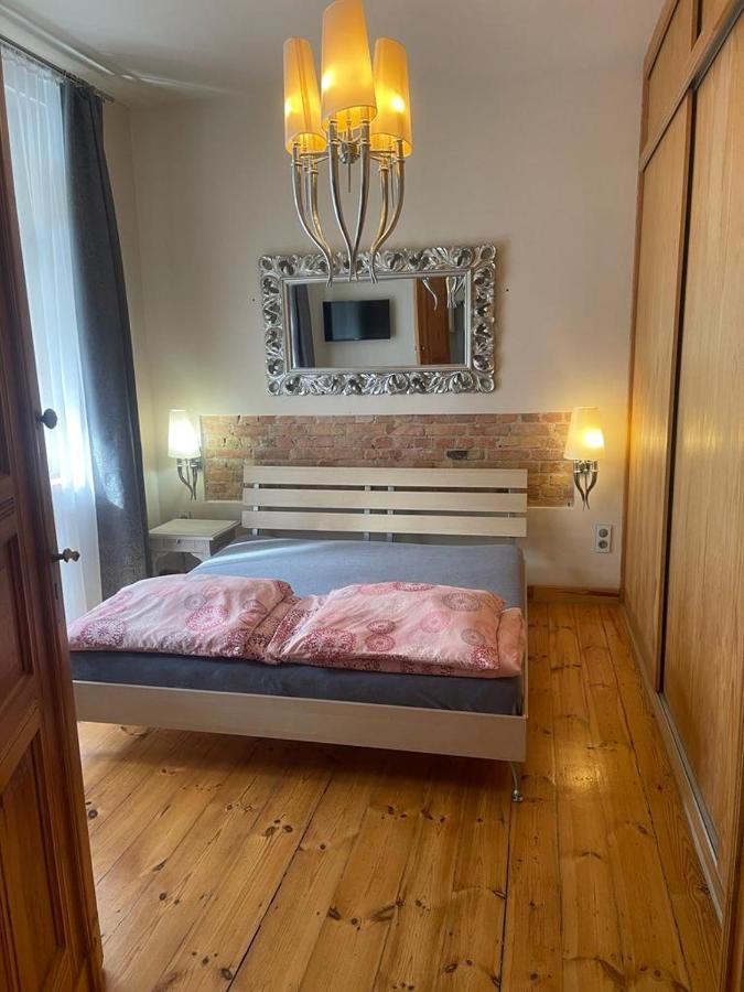 Апартаменти Apartament Kwiatowa Познань Екстер'єр фото